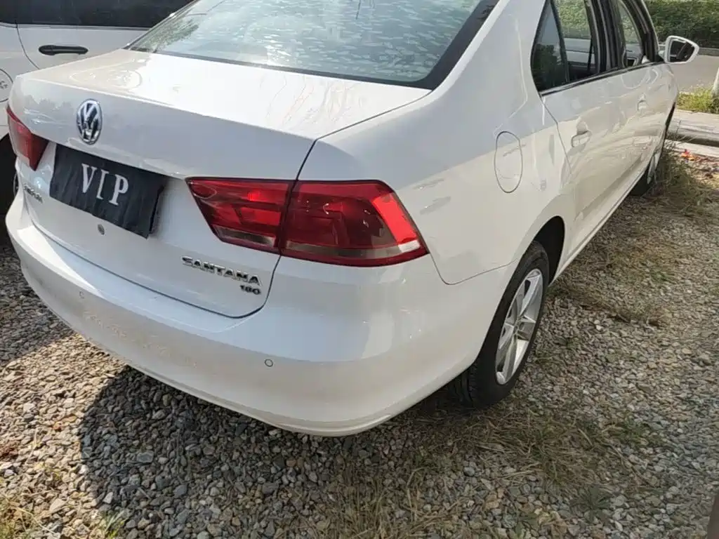 Volkswagen Santana — миниатюра 8
