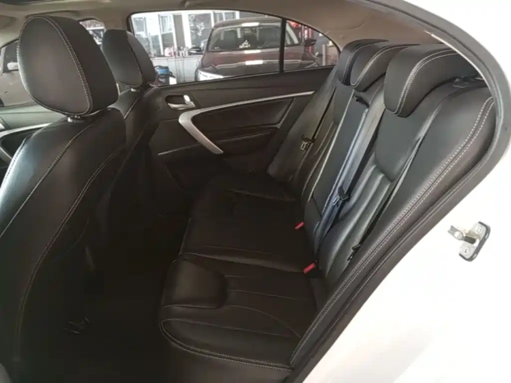 Geely Emgrand — миниатюра 17