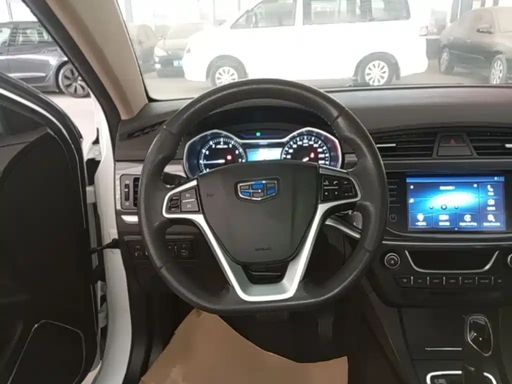 Geely Emgrand — миниатюра 11