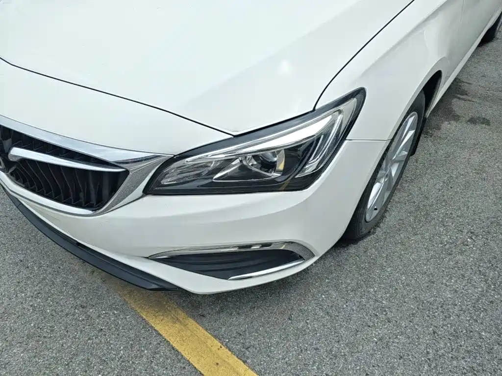Buick Verano — миниатюра 24