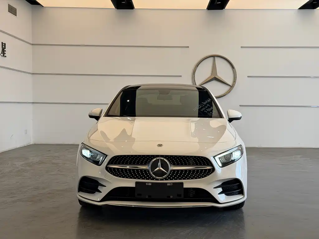 Mercedes-Benz A-Class — миниатюра 2