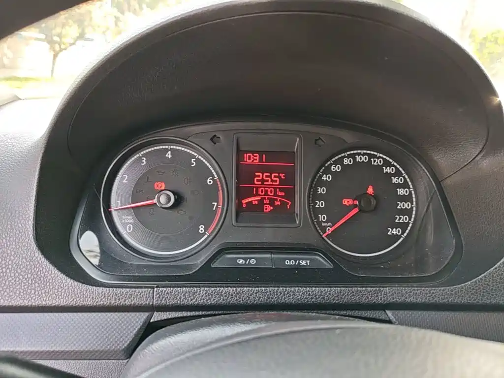 Volkswagen Jetta — миниатюра 12