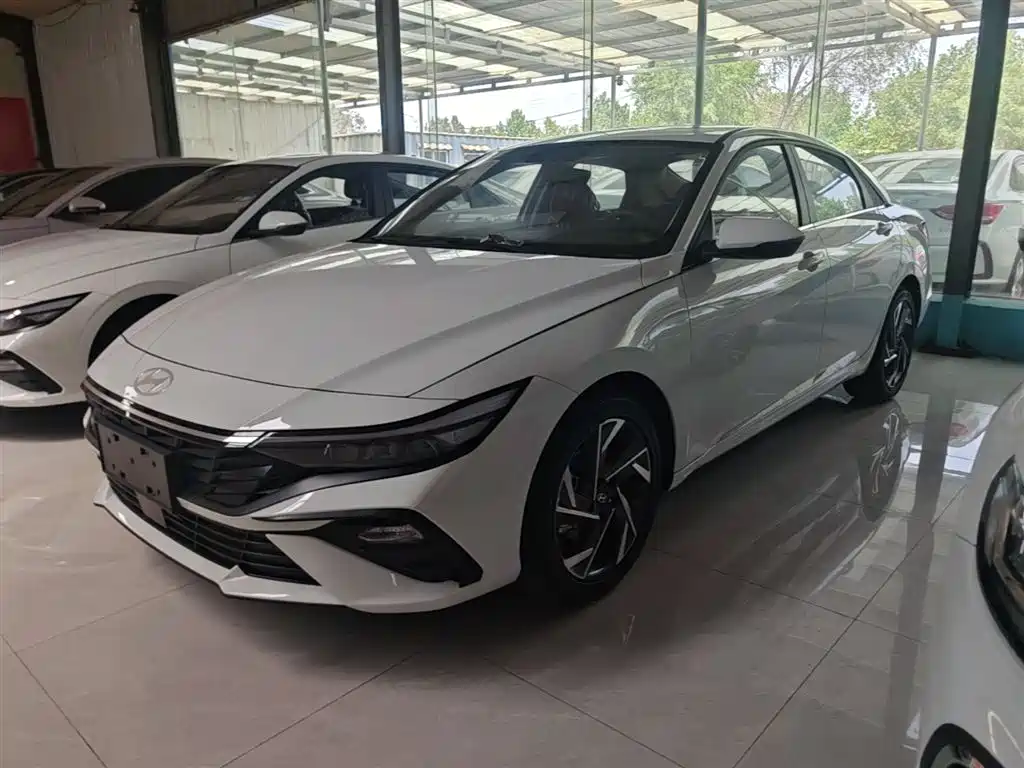 Hyundai Elantra 2026