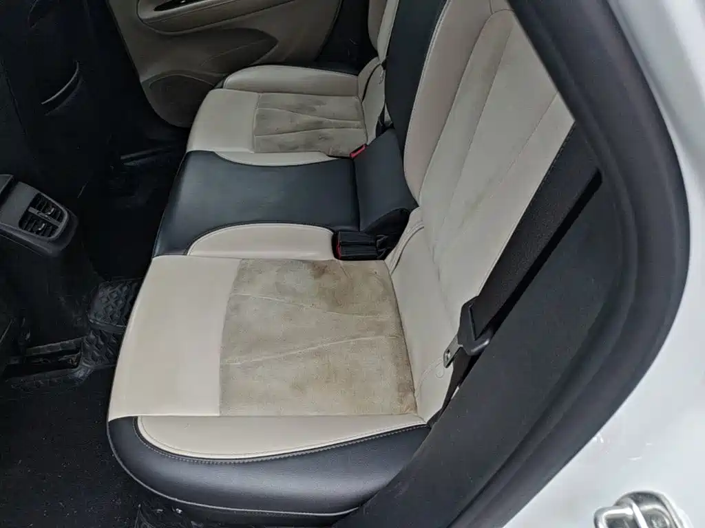 Buick Verano — миниатюра 17