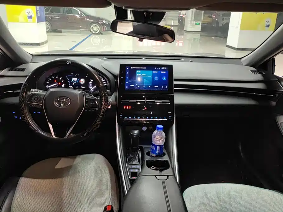 Toyota Avalon — миниатюра 12