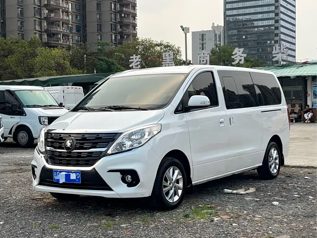 Dongfeng PLUS