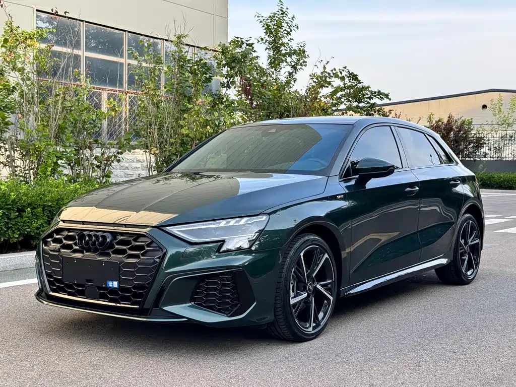 Купить Audi A3