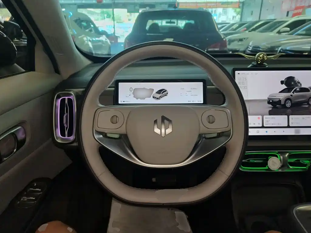 Leapmotor Leapmotor B10 — миниатюра 11