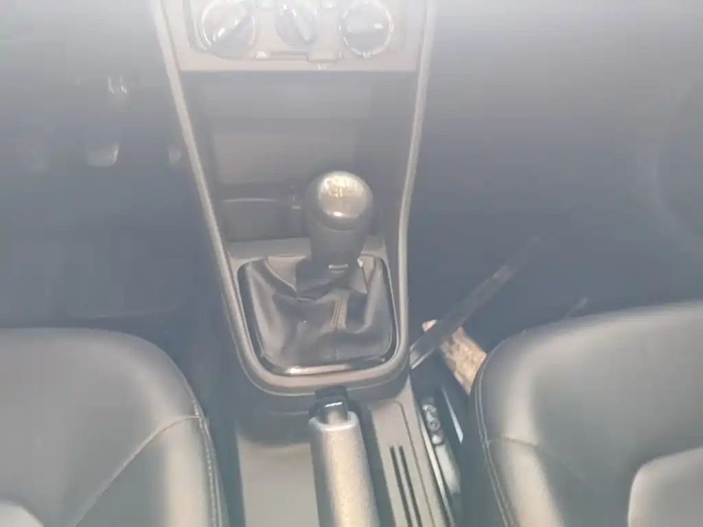 Volkswagen Jetta — миниатюра 14