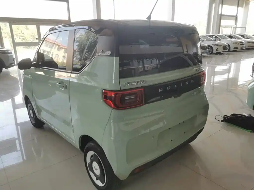 Wuling MINIEV — миниатюра 5