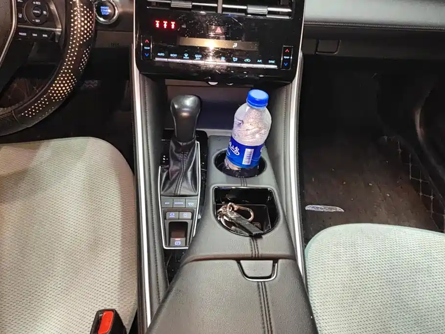 Toyota Avalon — миниатюра 16