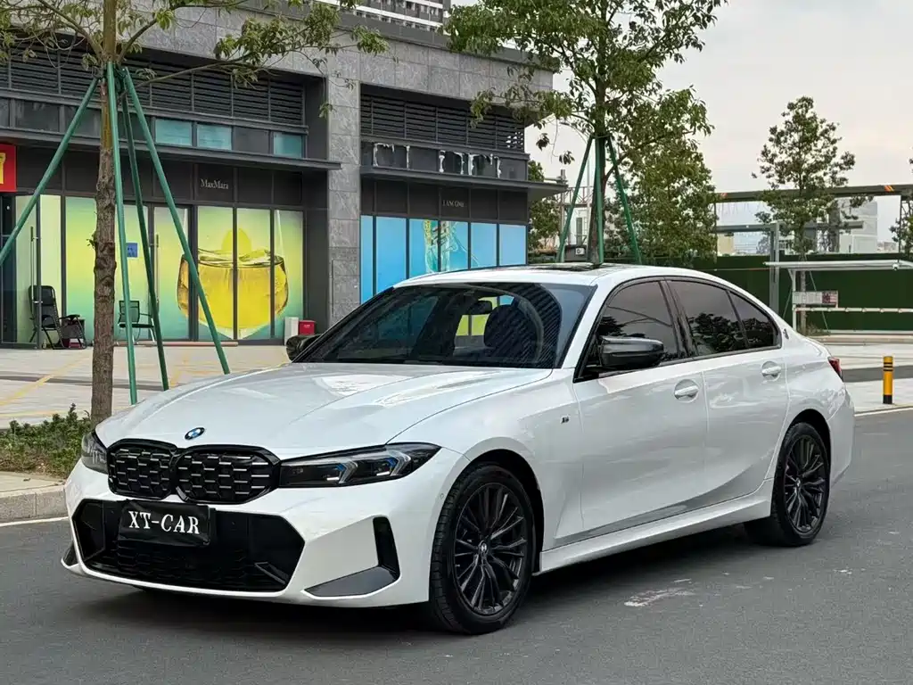 BMW 3 Series 2023