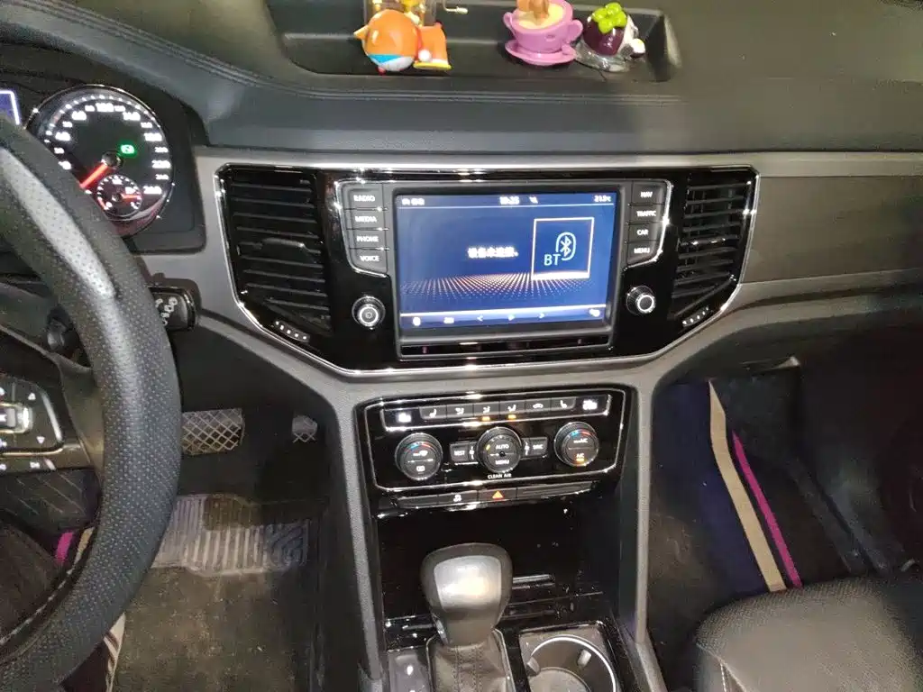 Volkswagen Teramont — миниатюра 9