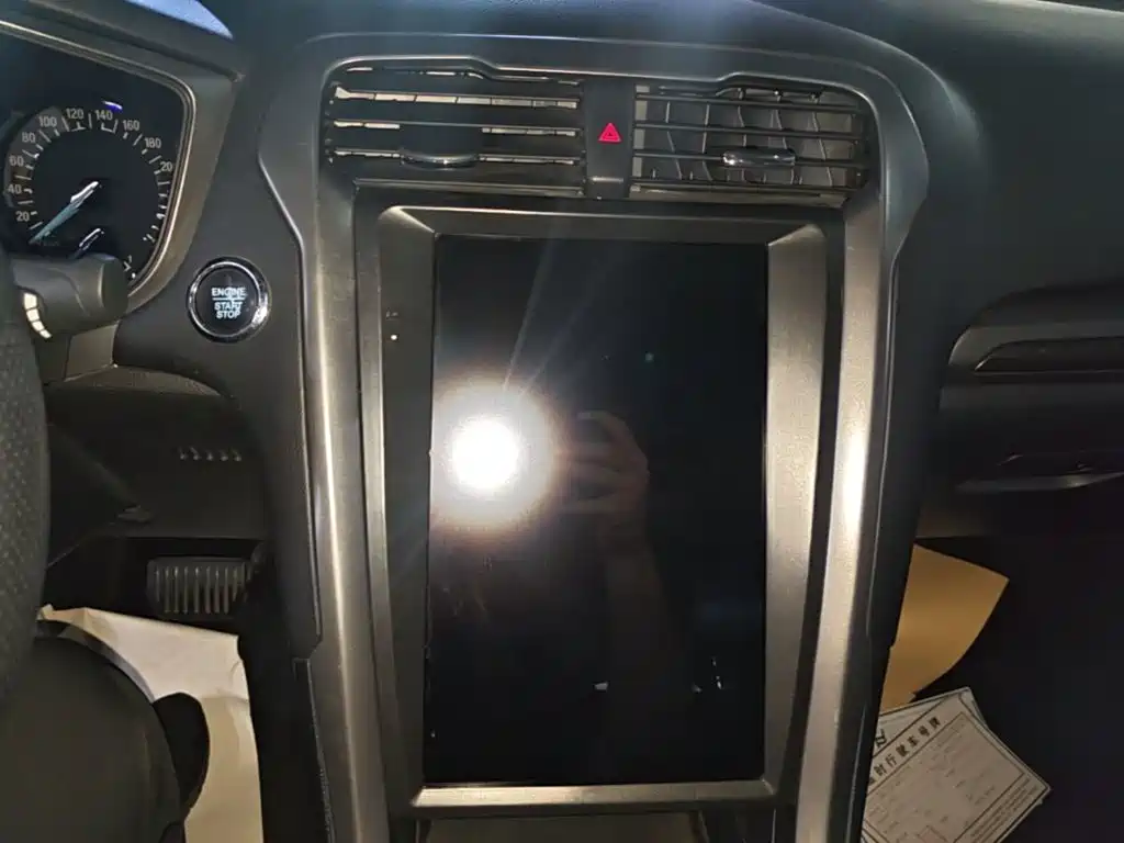 Ford Mondeo — миниатюра 13