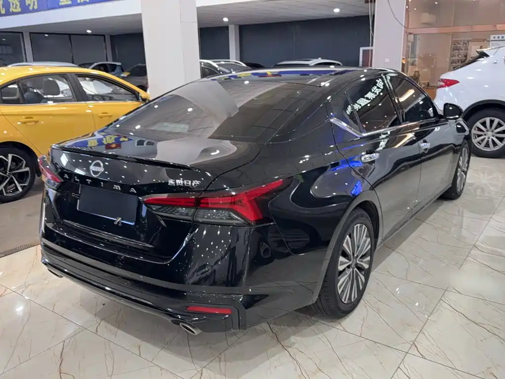 Nissan Teana — миниатюра 11