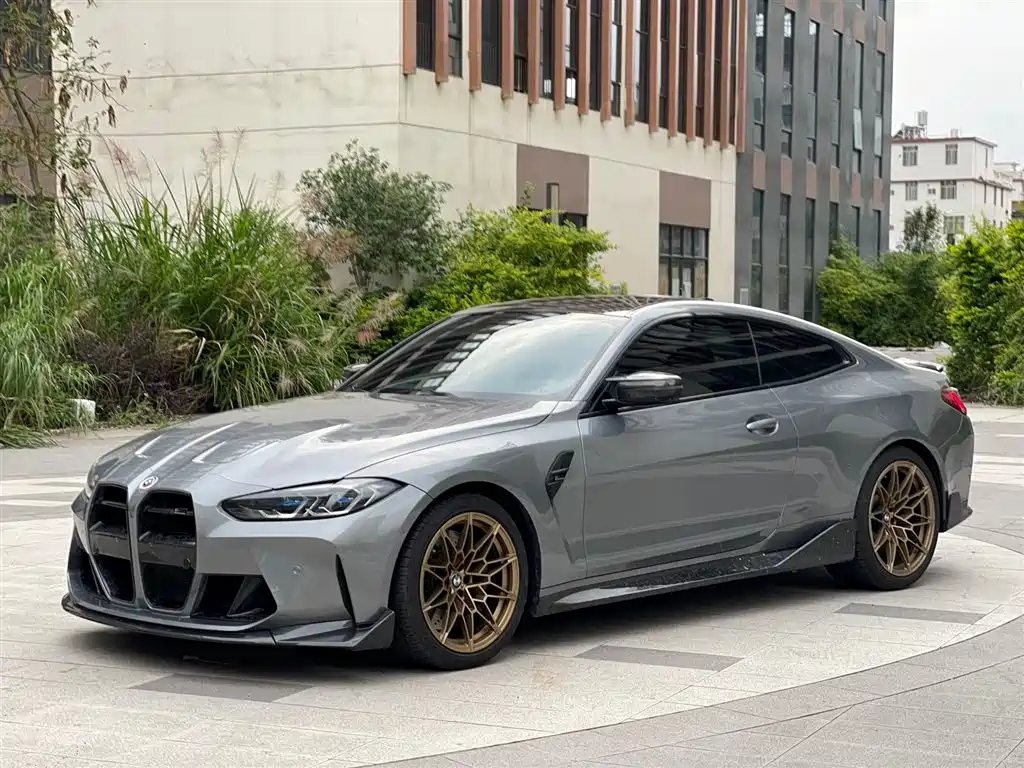 BMW M4 2023