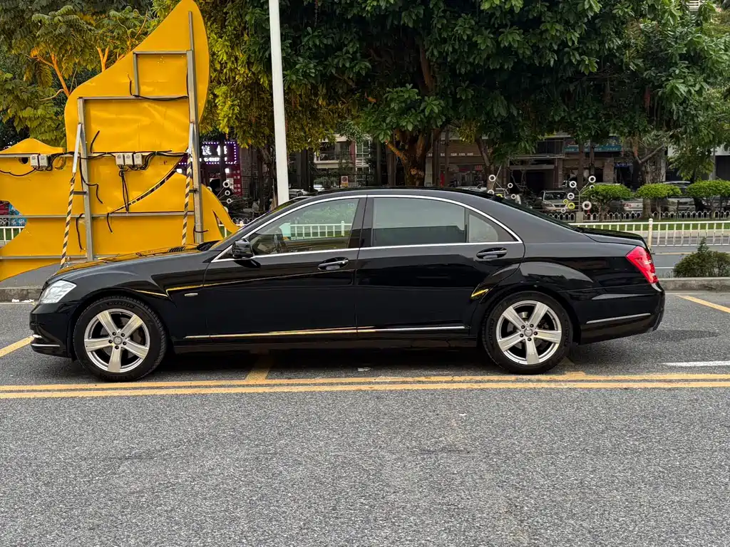 Mercedes-Benz S-Class — миниатюра 4
