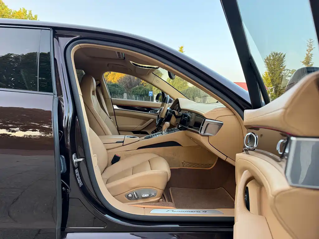 Porsche Panamera — миниатюра 14