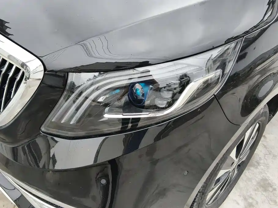 Mercedes-Benz Vito — миниатюра 5