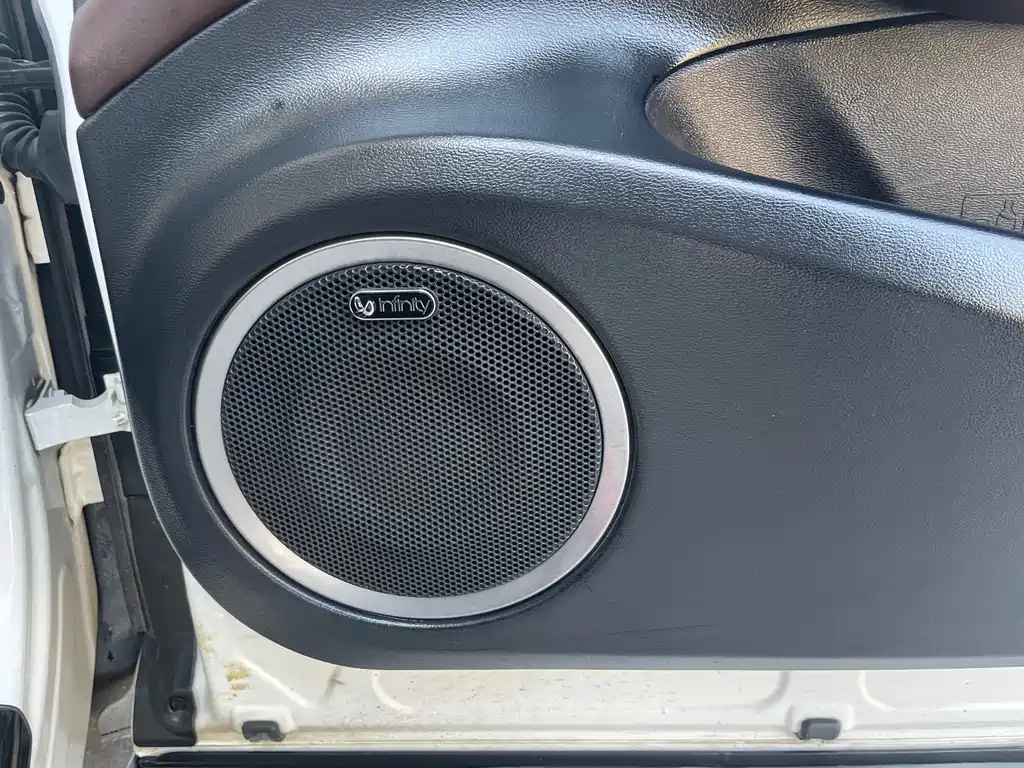 WEI PAI WEI BRAND VV7