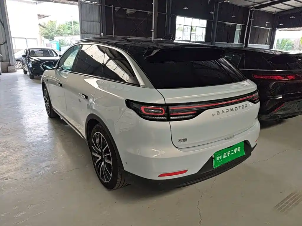 Leapmotor Leapmotor C11 — миниатюра 5