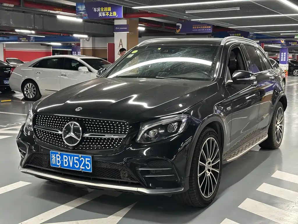 Купить Mercedes-Benz GLC AMG