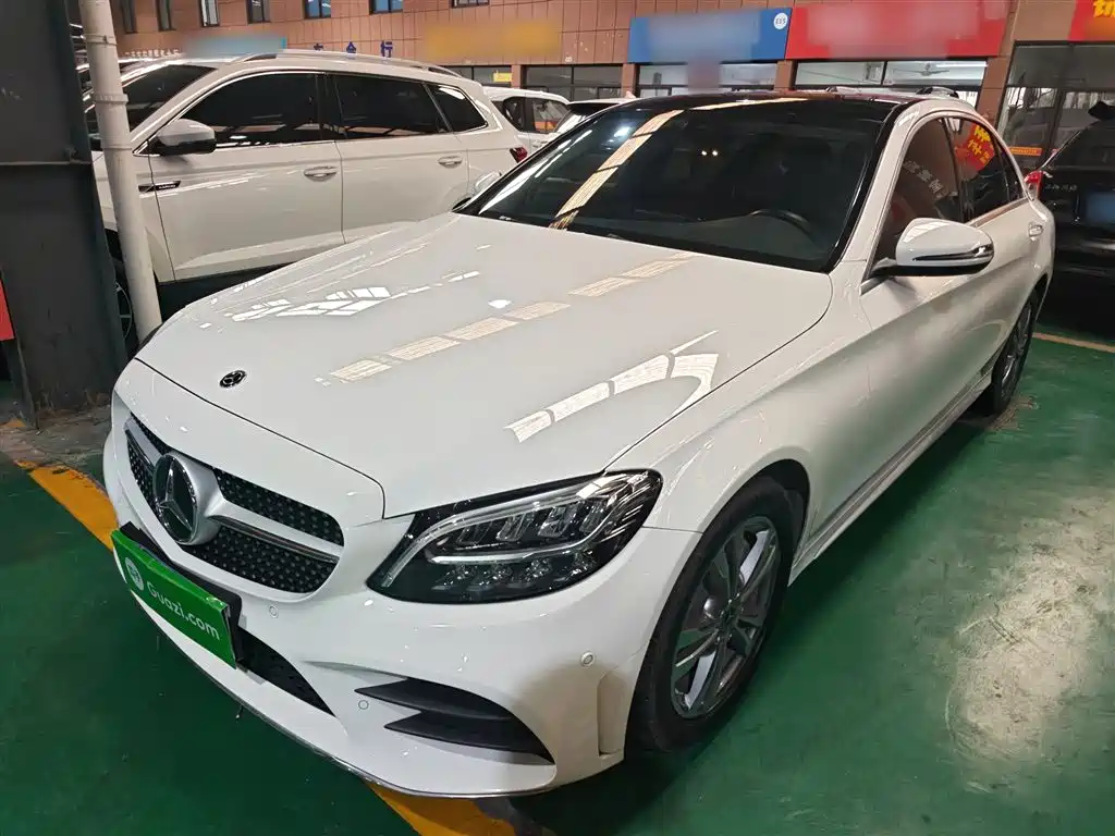 Mercedes-Benz C-Class 2021