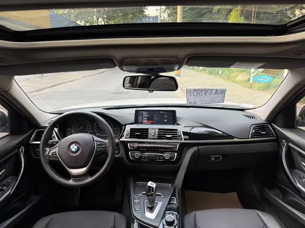 BMW 3 Series — миниатюра 11