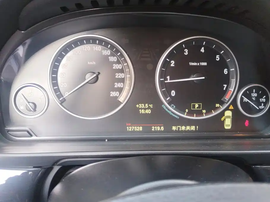 BMW 5 Series — миниатюра 14