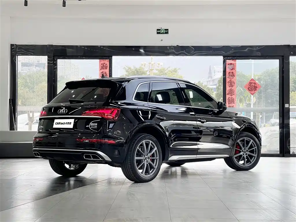 Audi Q5L 2022 40T RS