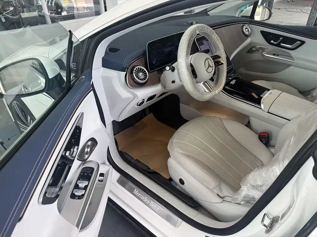 Mercedes-Benz EQE — миниатюра 2