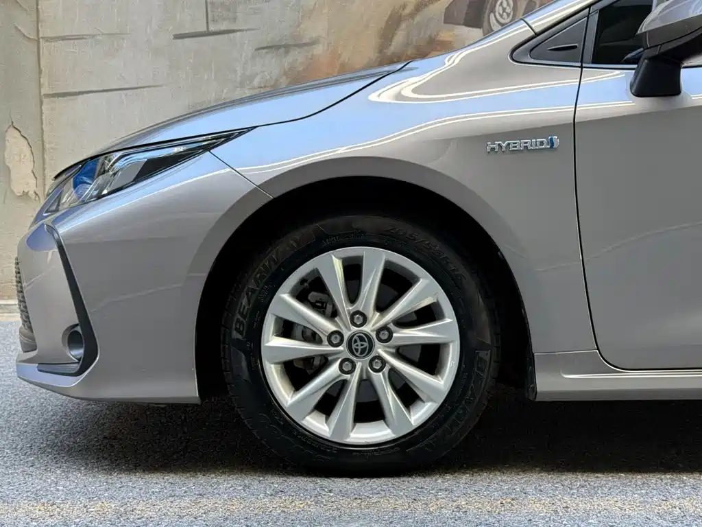 Toyota Corolla — миниатюра 6