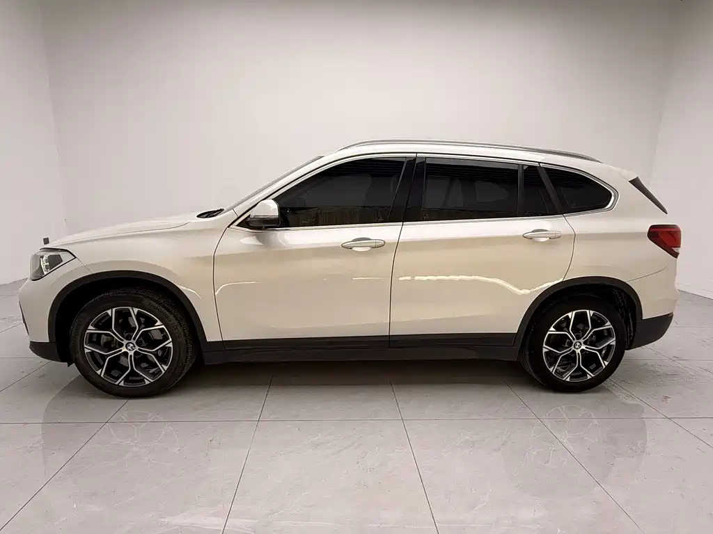 BMW X1 — миниатюра 3
