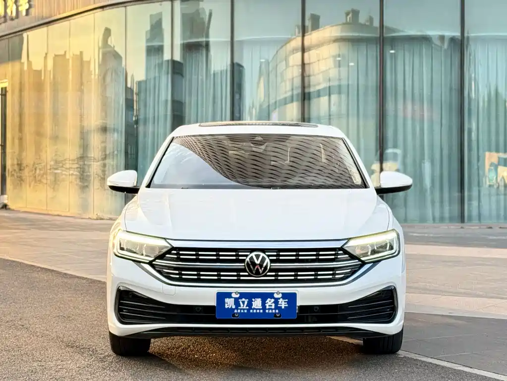 Volkswagen Sagitar — миниатюра 2