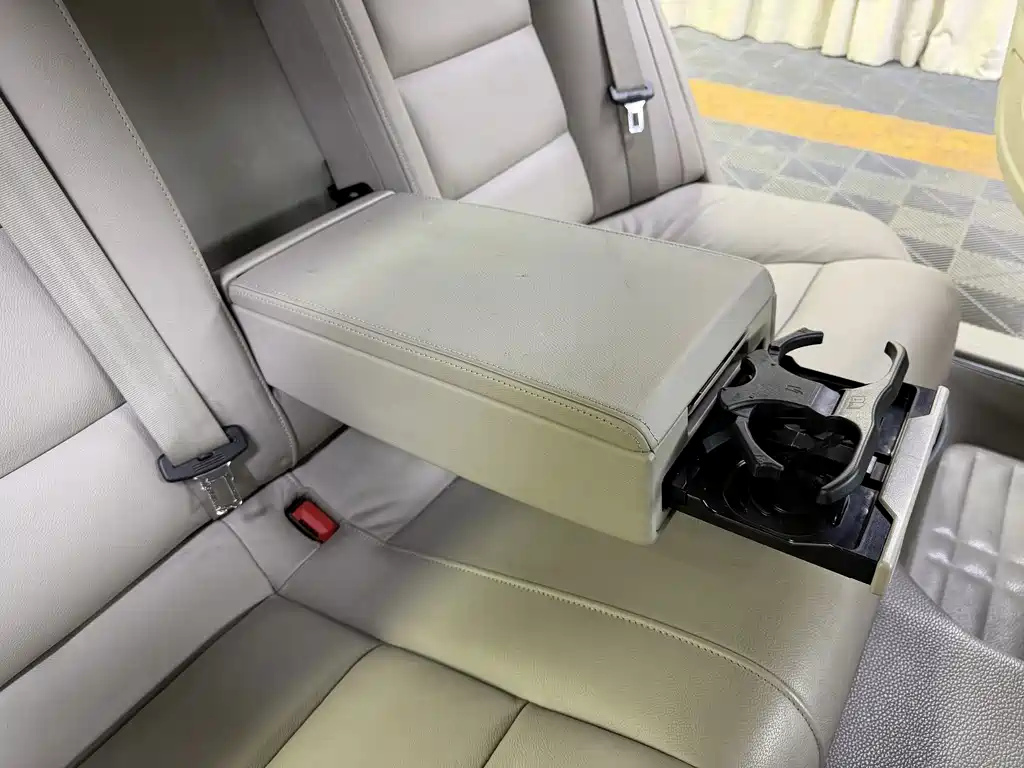 Audi A6L — миниатюра 27