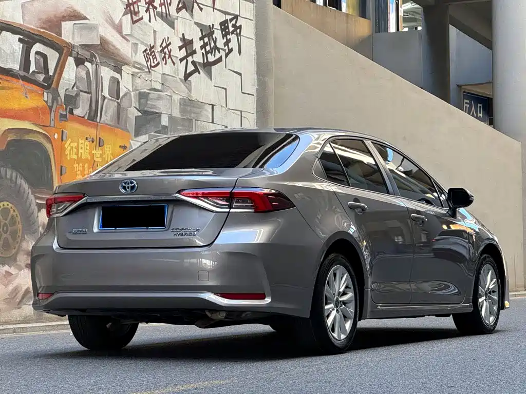 Toyota Corolla — миниатюра 5