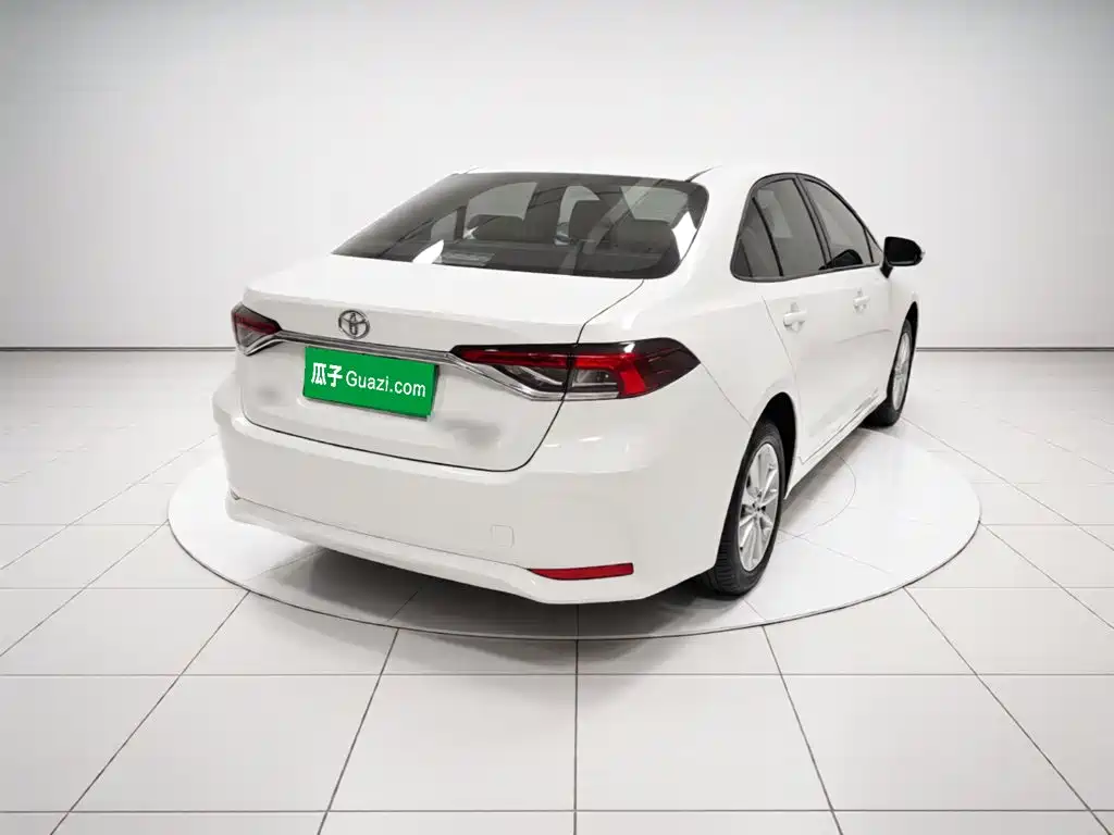 Toyota Corolla — миниатюра 4