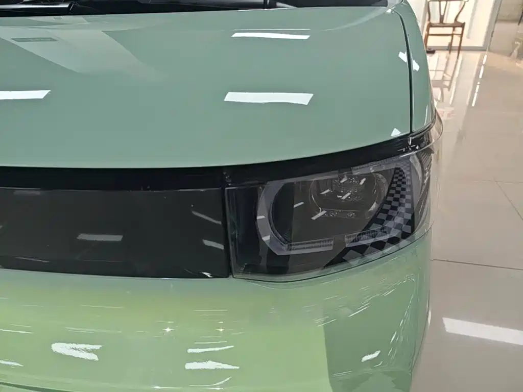 Wuling MINIEV — миниатюра 24