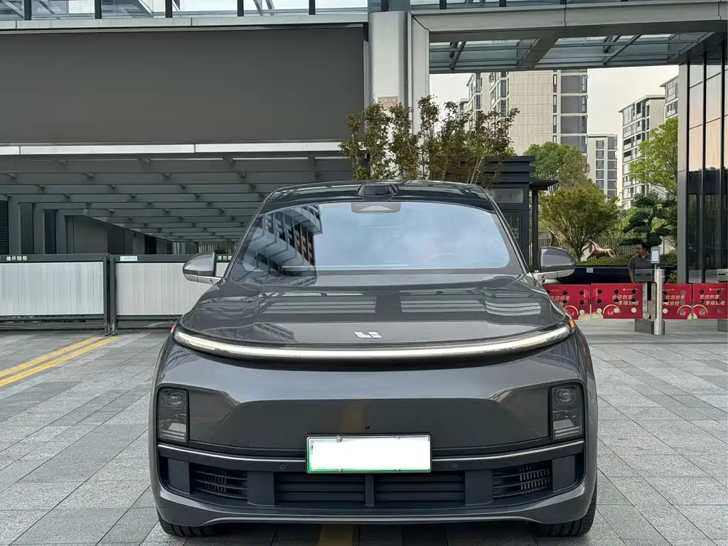 Li Auto Li L9 — миниатюра 2