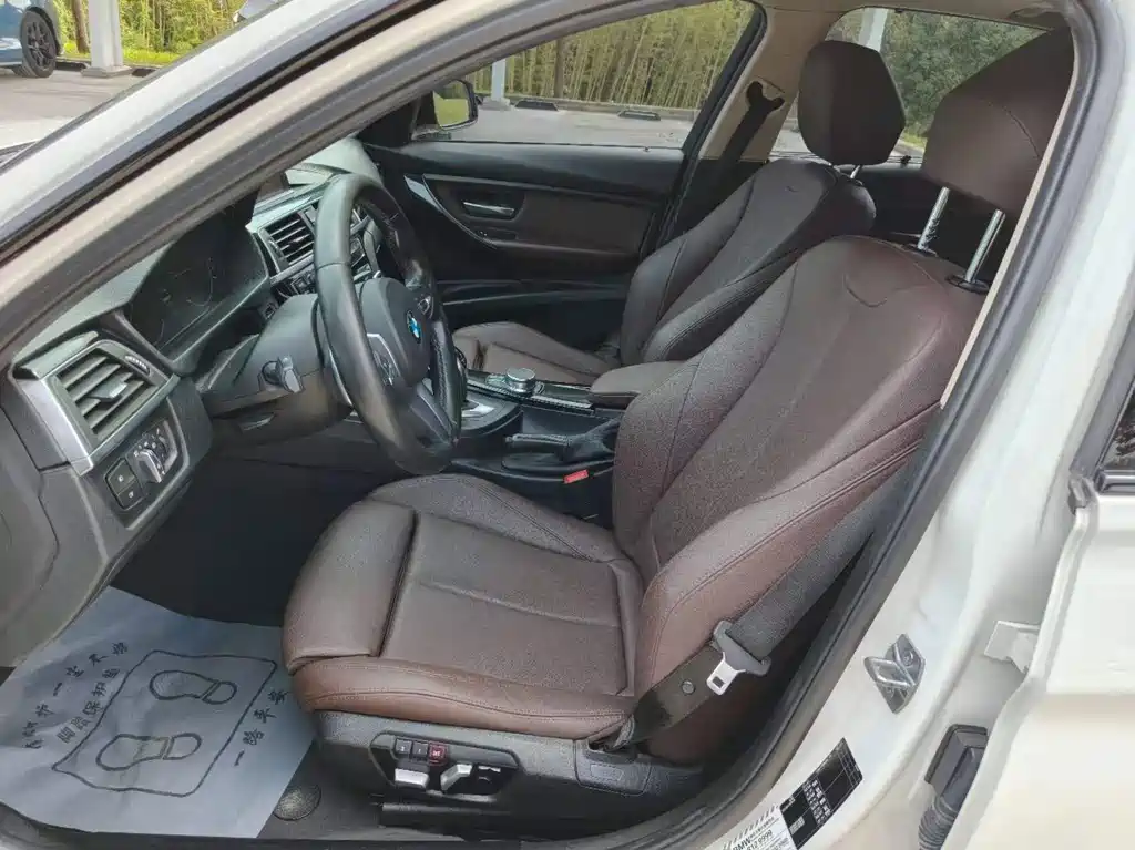 BMW 3 Series — миниатюра 9