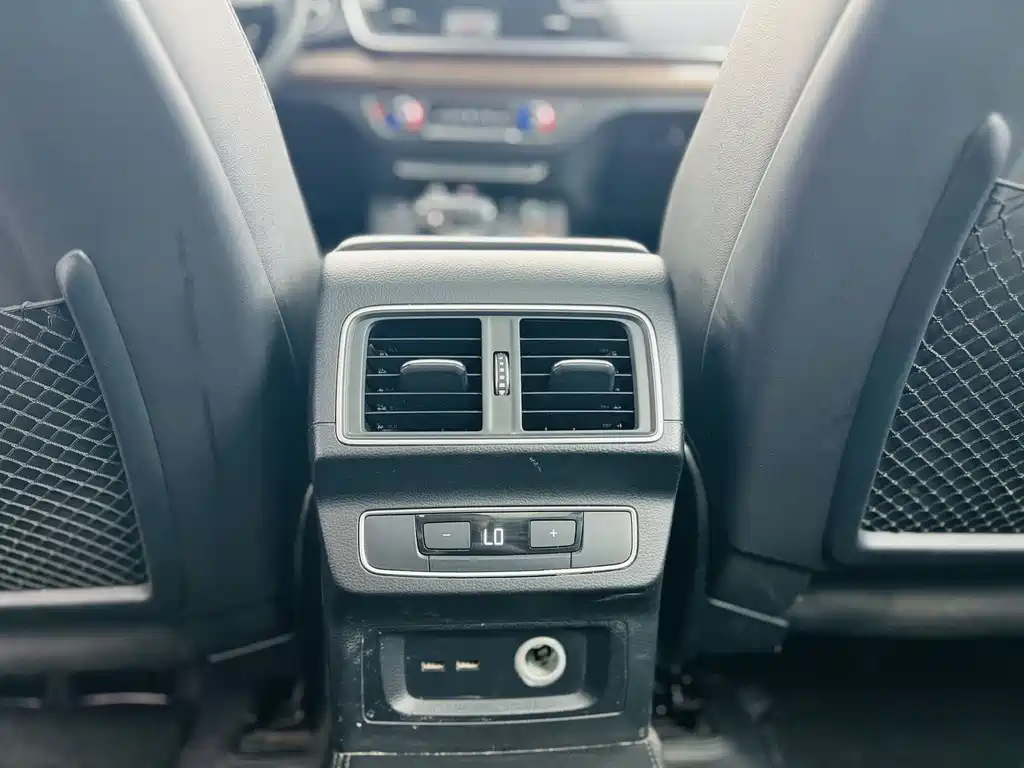 Audi Q5L — миниатюра 14