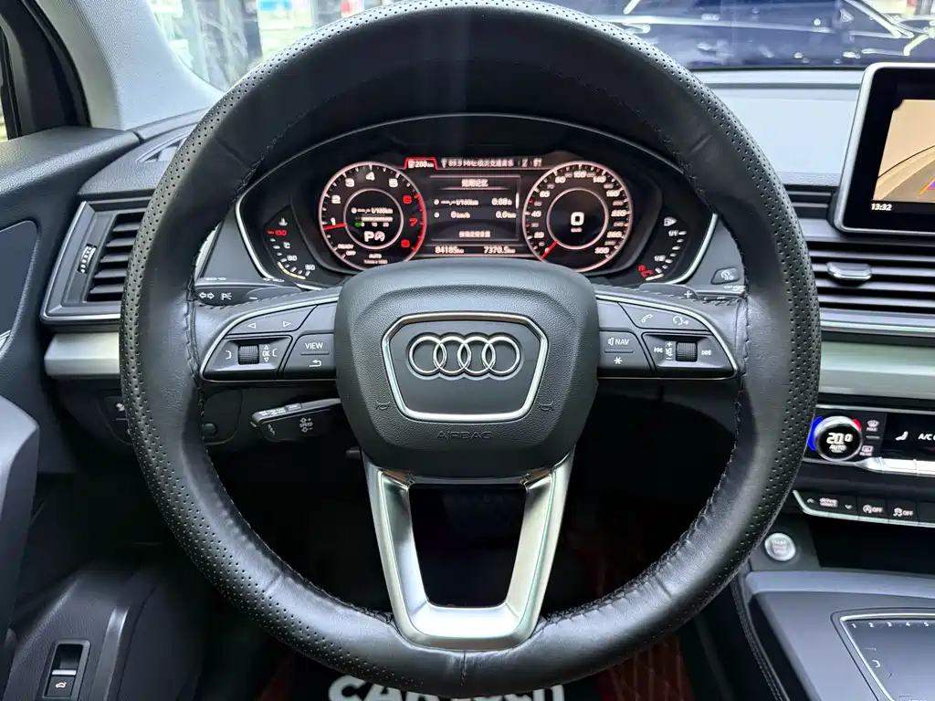 Audi Q5L — миниатюра 15