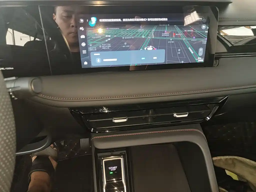 Roewe i5 — миниатюра 13