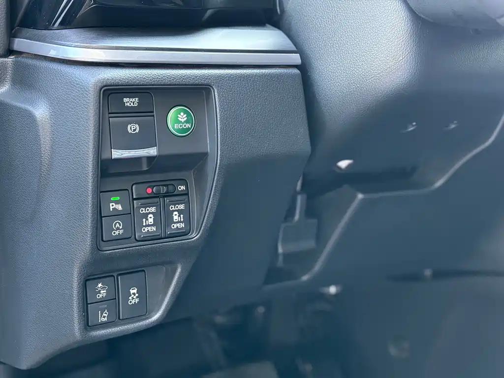 Honda Elysion — миниатюра 7