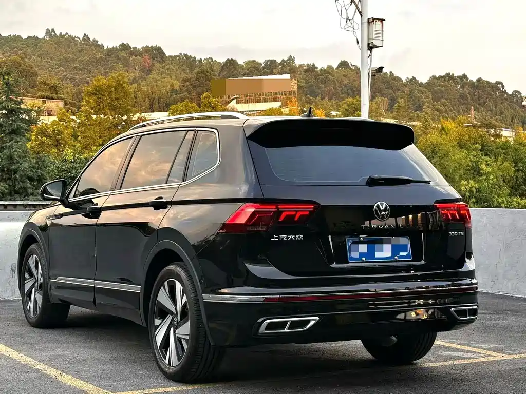 Volkswagen Tiguan L — миниатюра 9
