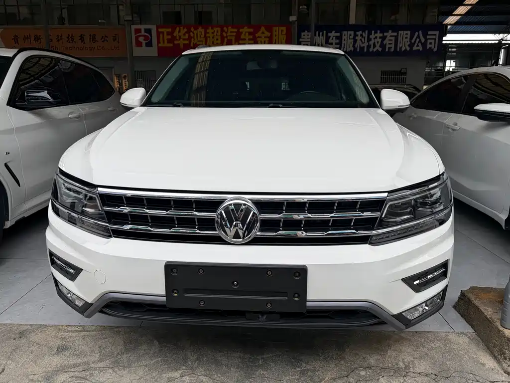 Volkswagen Tiguan L — миниатюра 2