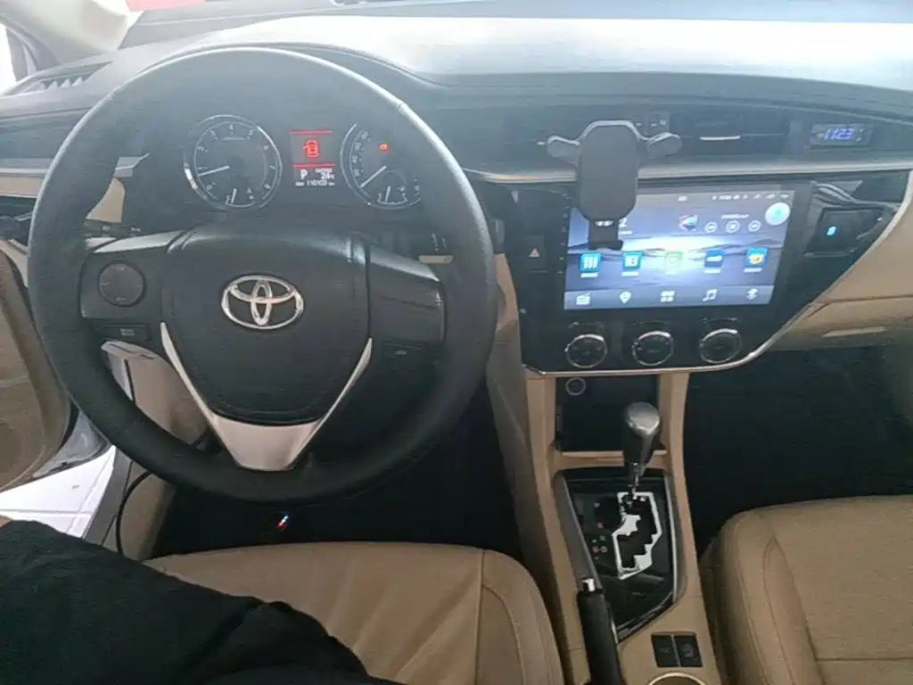 Toyota Corolla — миниатюра 10
