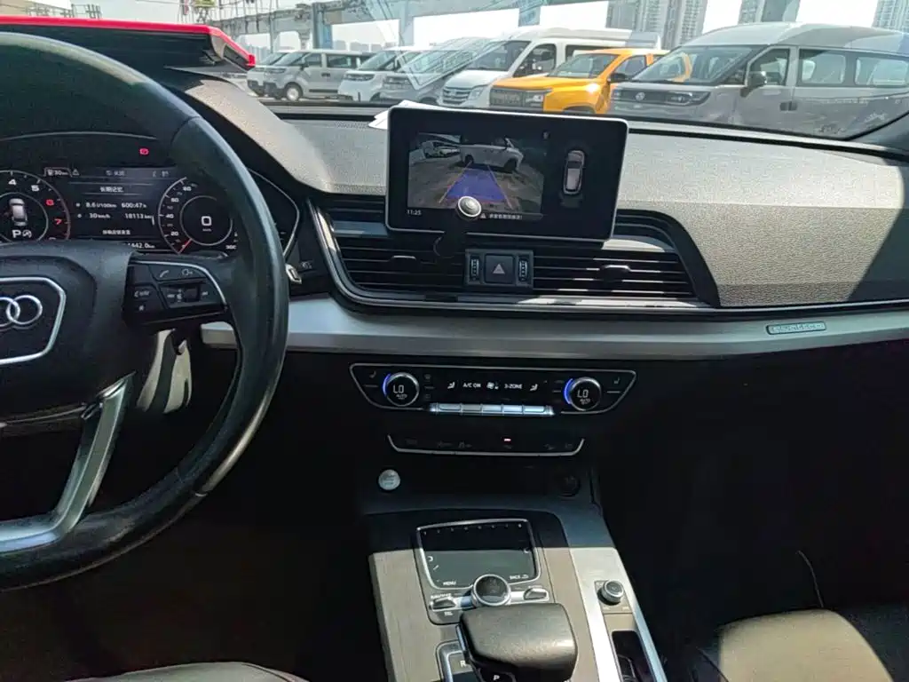 Audi Q5L — миниатюра 13