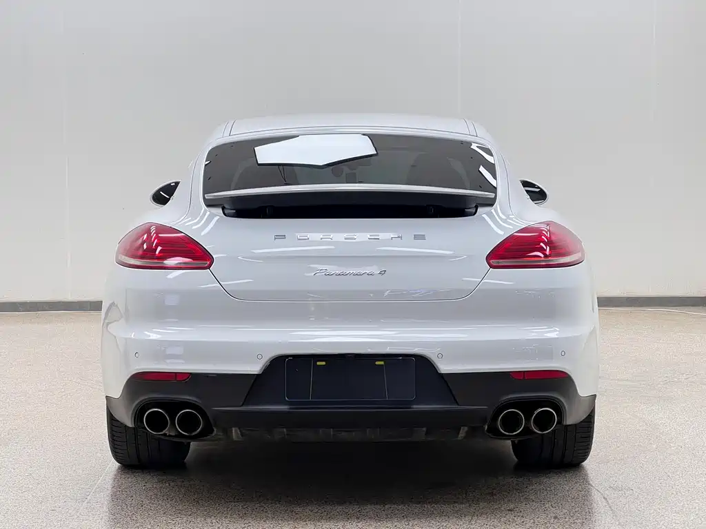 Porsche Panamera 2014 Panamera 4 Executive 3.0T
