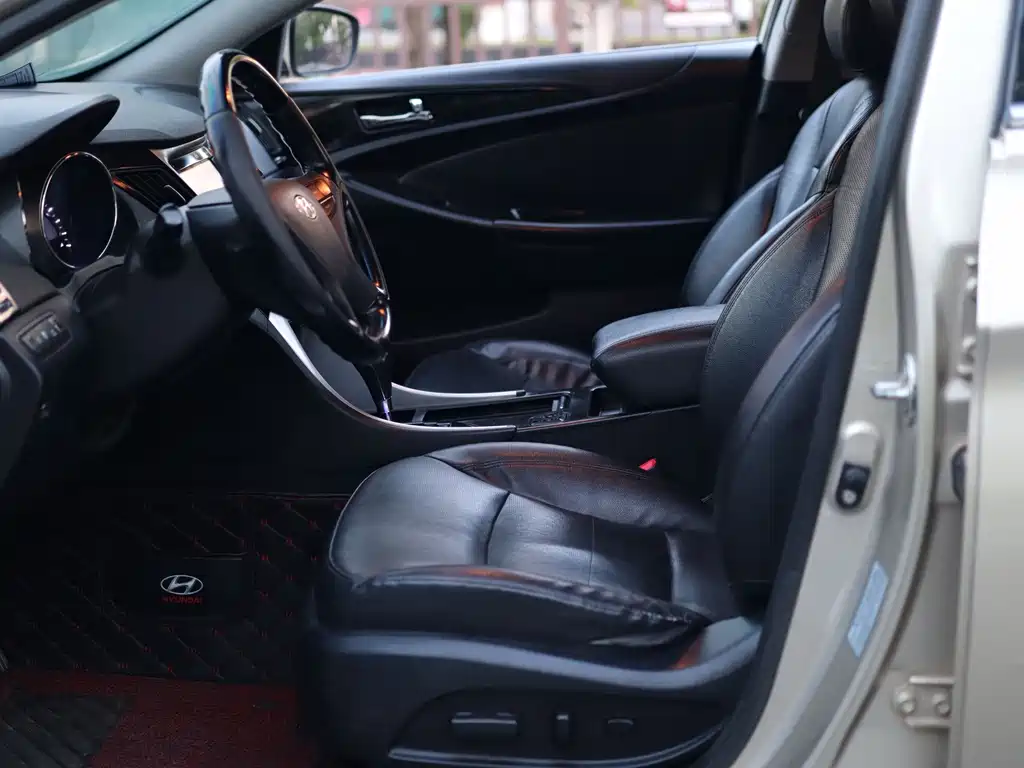 Hyundai Sonata — миниатюра 17
